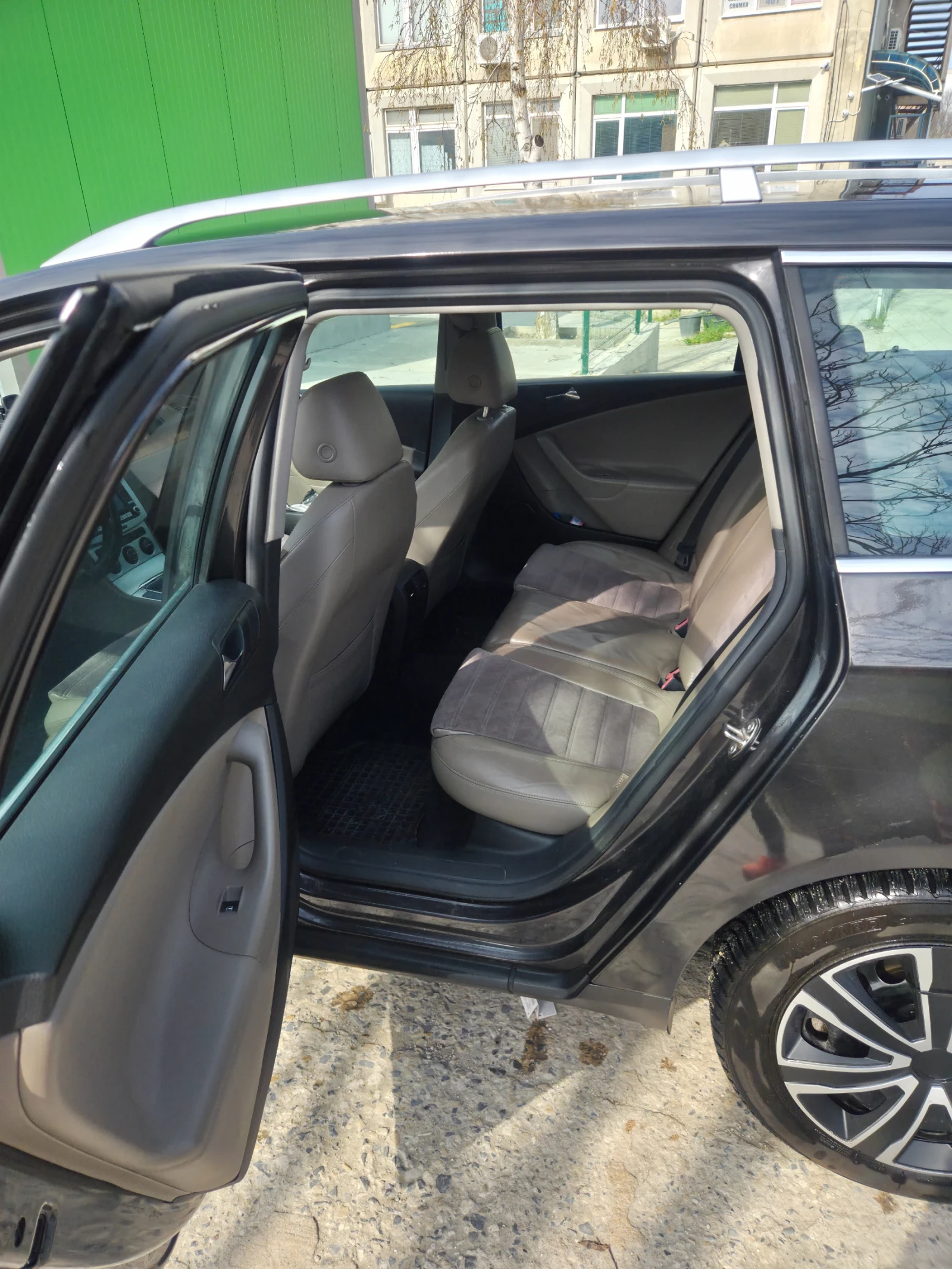 VW Passat 2.0 140 к. С, снимка 13 - Автомобили и джипове - 54959782