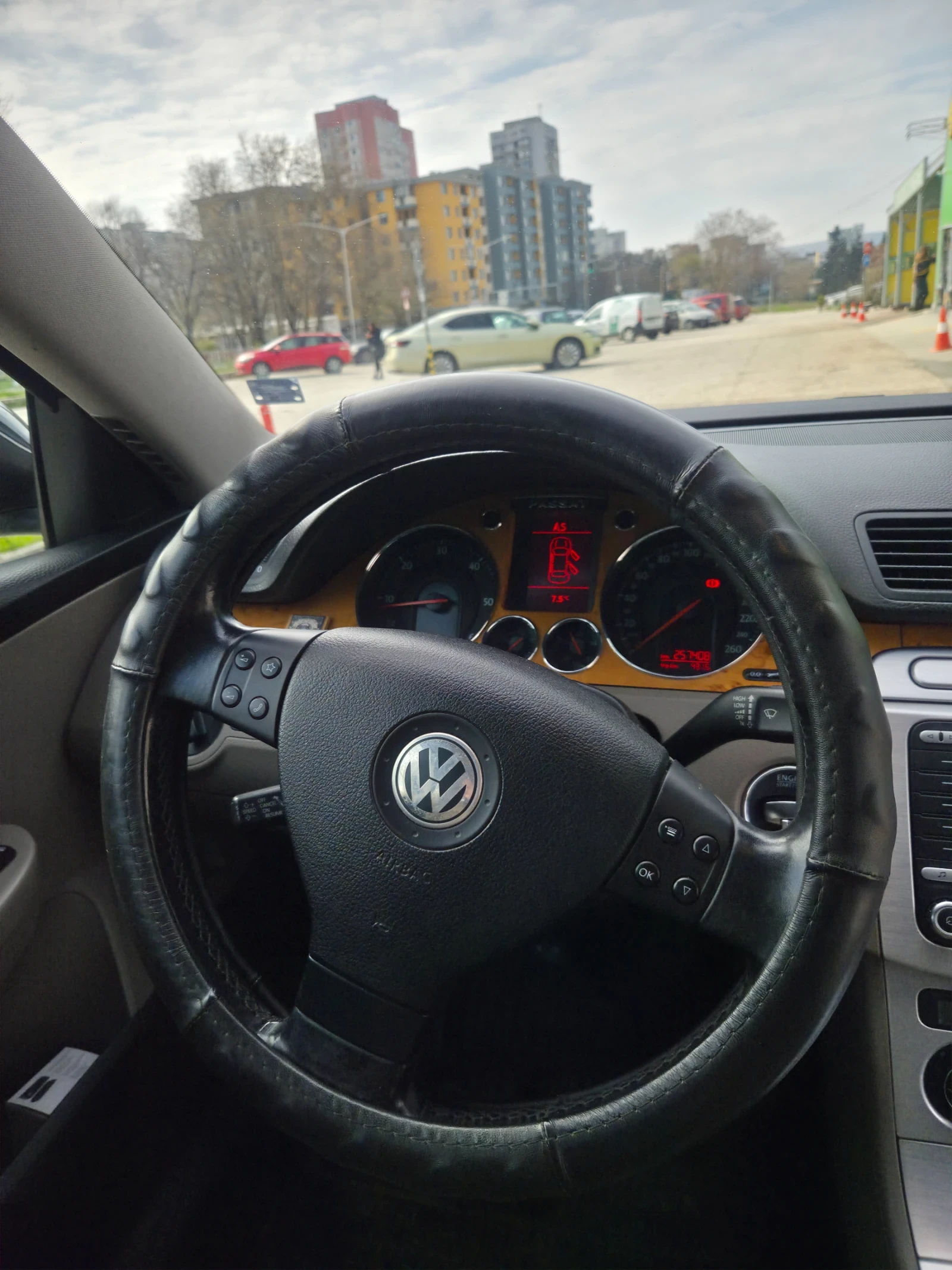 VW Passat 2.0 140 к. С, снимка 12 - Автомобили и джипове - 54959782