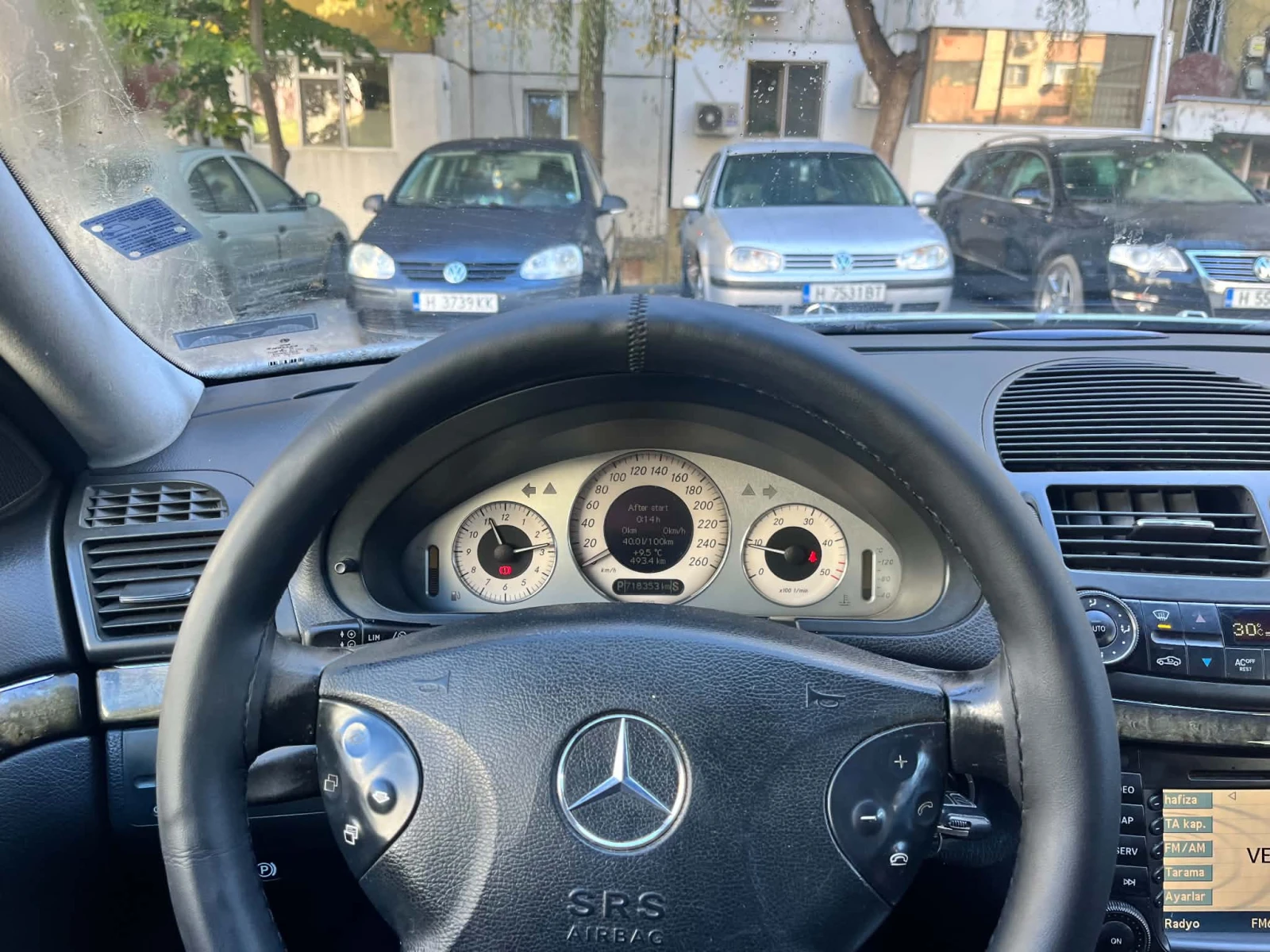 Mercedes-Benz E 270, снимка 4 - Автомобили и джипове - 54962736