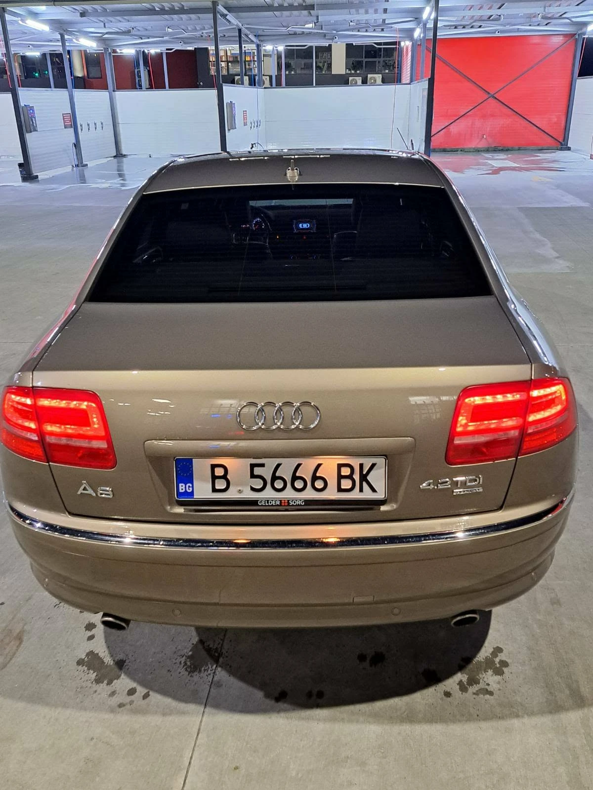Audi A8, снимка 7 - Автомобили и джипове - 55244456