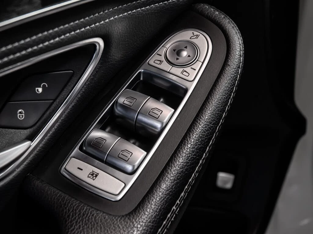 Mercedes-Benz C 300 * AMG* �������* ���������* Camera* ������ �����*  | Mobile.bg � ����������� 14