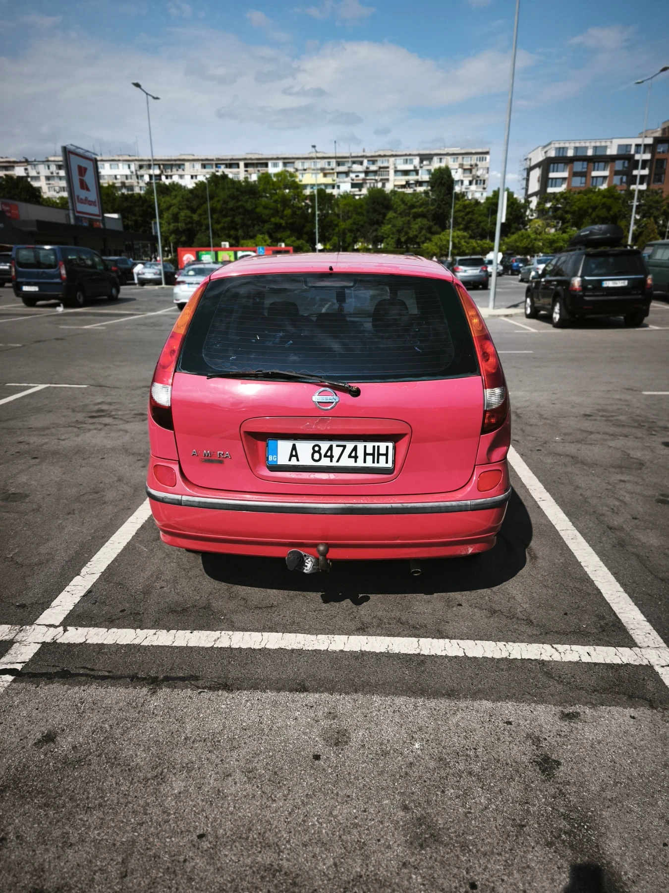 Nissan Almera tino, снимка 3 - Автомобили и джипове - 55675915