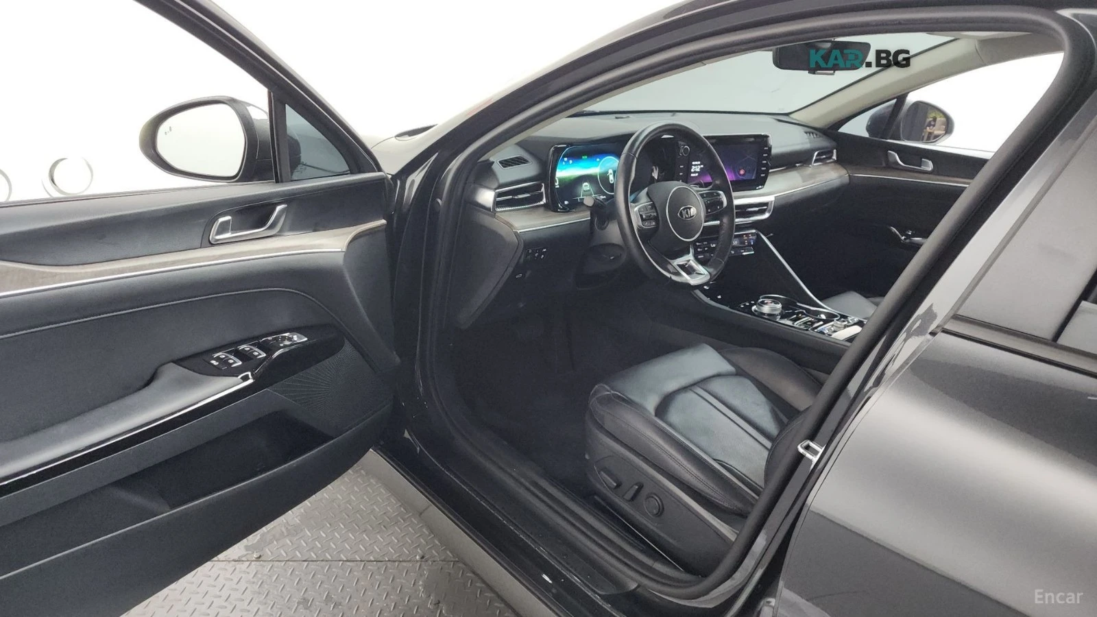 Kia K5 NOBLESSE/DRIVE-ASSISTS/DIGITAL, снимка 5 - Автомобили и джипове - 55725862