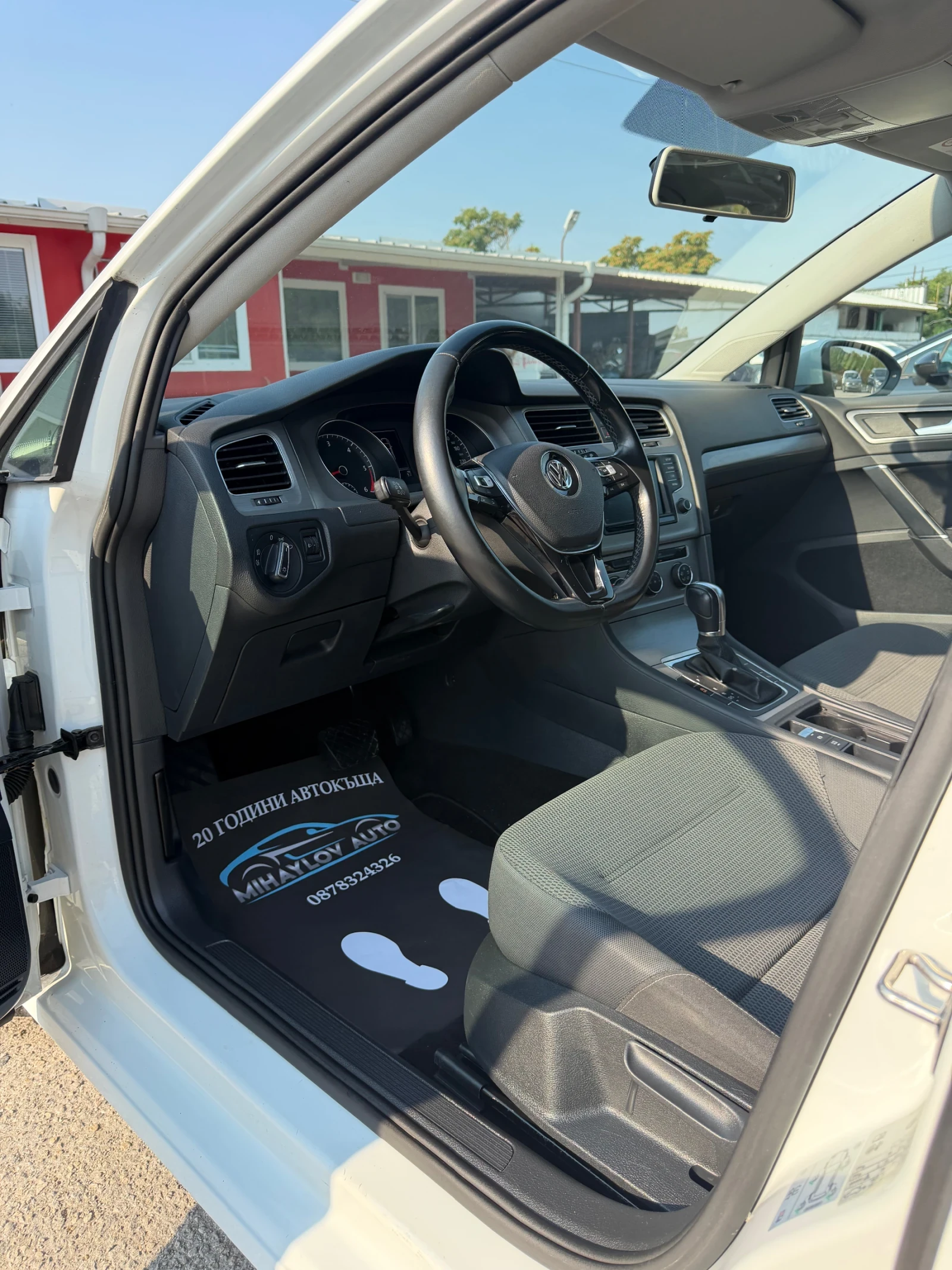 VW Golf 1.6TDI DSG/АВТОПИЛОТ/ЛЕТИ ДЖ./НОВ ВНОС, снимка 10 - Автомобили и джипове - 56038445