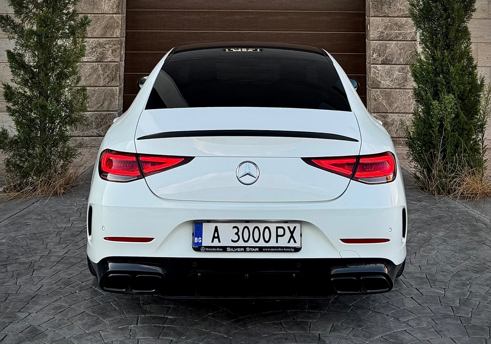 Mercedes-Benz CLS 400 9-G 4Matic AMG Distronic+ Multibeam 129хил.км, снимка 5 - Автомобили и джипове - 56250500