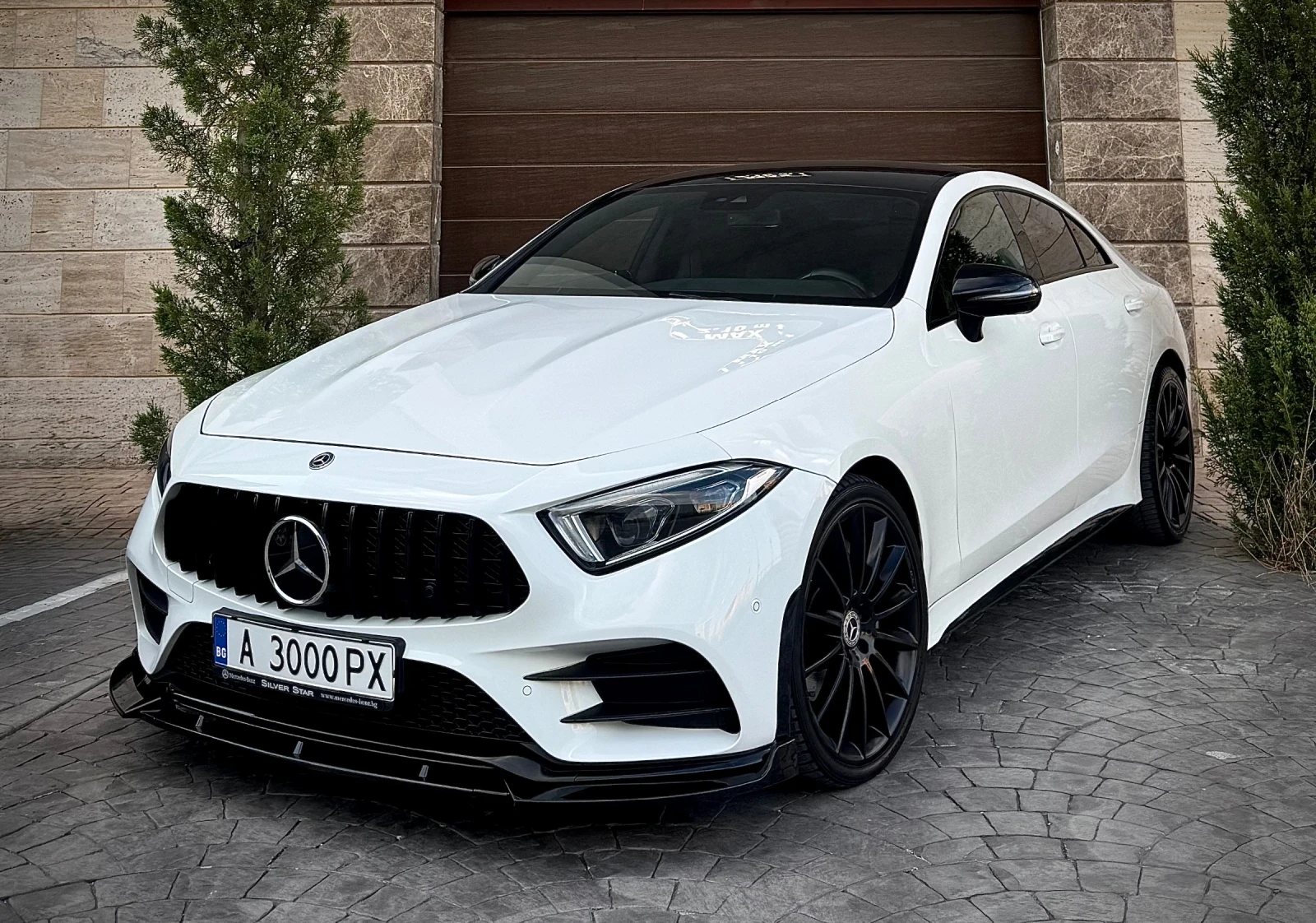 Mercedes-Benz CLS 400 9-G 4Matic AMG Distronic+ Multibeam 129хил.км, снимка 2 - Автомобили и джипове - 56250500