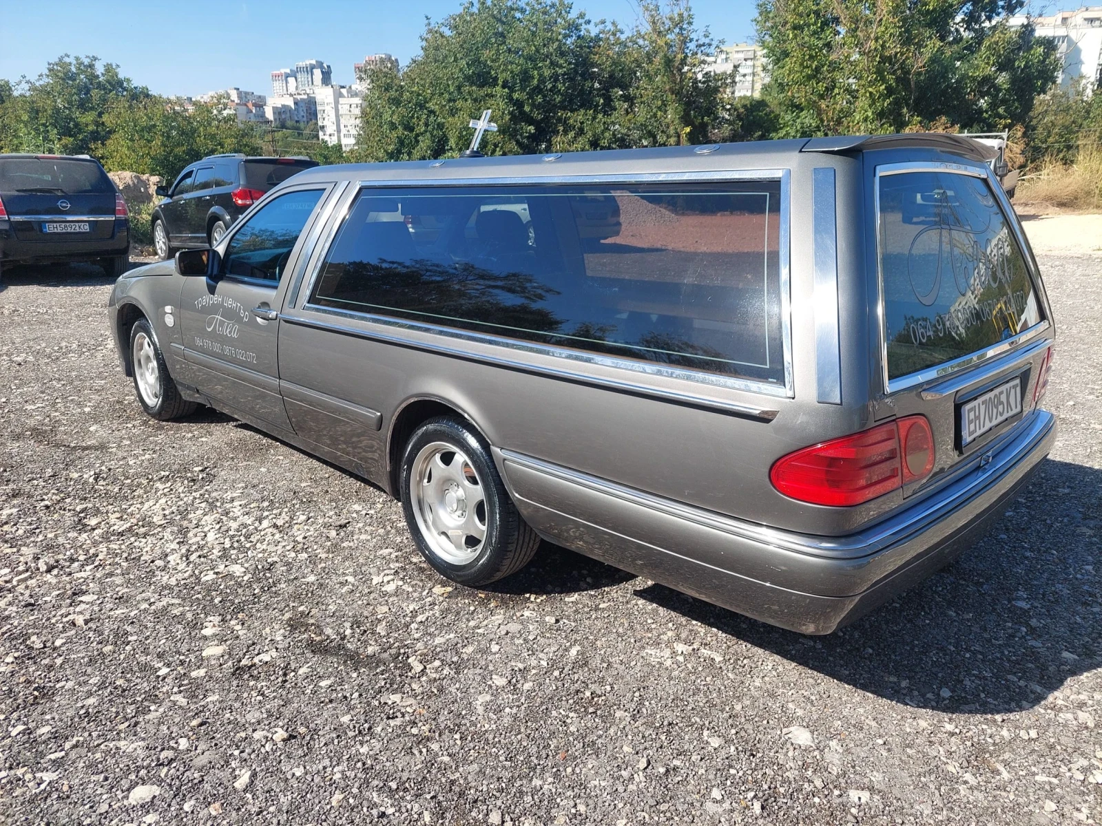 Mercedes-Benz E 250, снимка 4 - Автомобили и джипове - 56569614