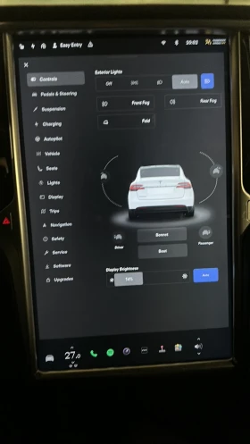 Tesla Model X 90D, снимка 7