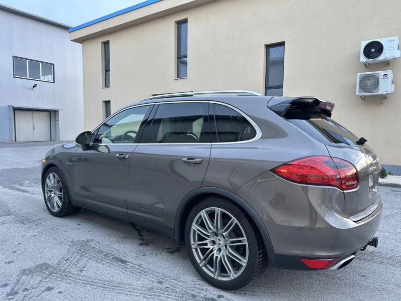 Porsche Cayenne Full/Bose/Лизинг/Перфектен, снимка 5 - Автомобили и джипове - 48505626