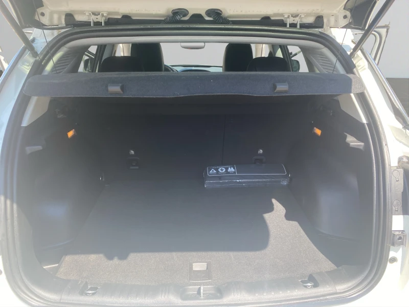 Jeep Compass 1.3 T-GDI I4 110kW Limited DCT, снимка 15 - Автомобили и джипове - 52413201