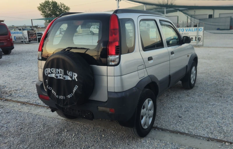 Daihatsu Terios Италия.2006г.4* 4.Климатик.Отлична, снимка 4 - Автомобили и джипове - 51487356