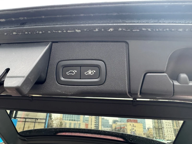 Volvo XC60 Inscription, снимка 11 - Автомобили и джипове - 52737620