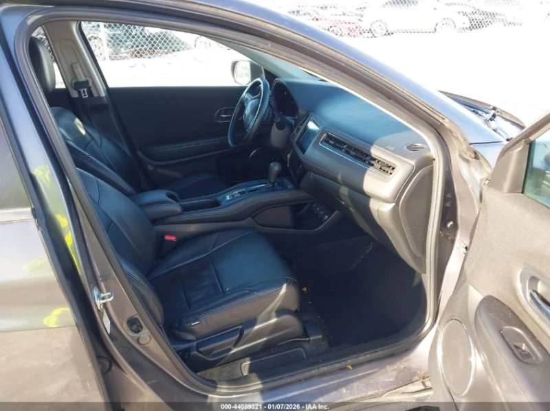 Honda Hr-v 1.8l Ex, снимка 5 - Автомобили и джипове - 53324770