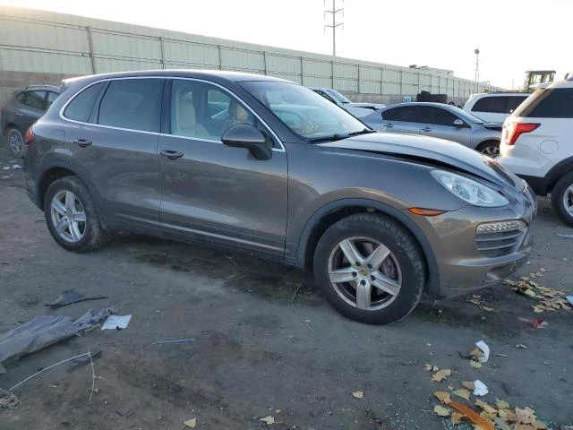 Porsche Cayenne, снимка 4 - Автомобили и джипове - 48585728