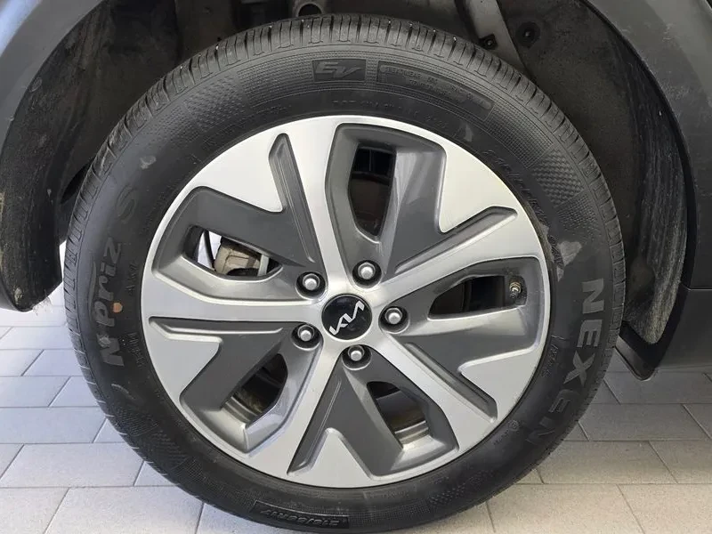 Kia Niro ���� 30% ����� | Mobile.bg � ����������� 5