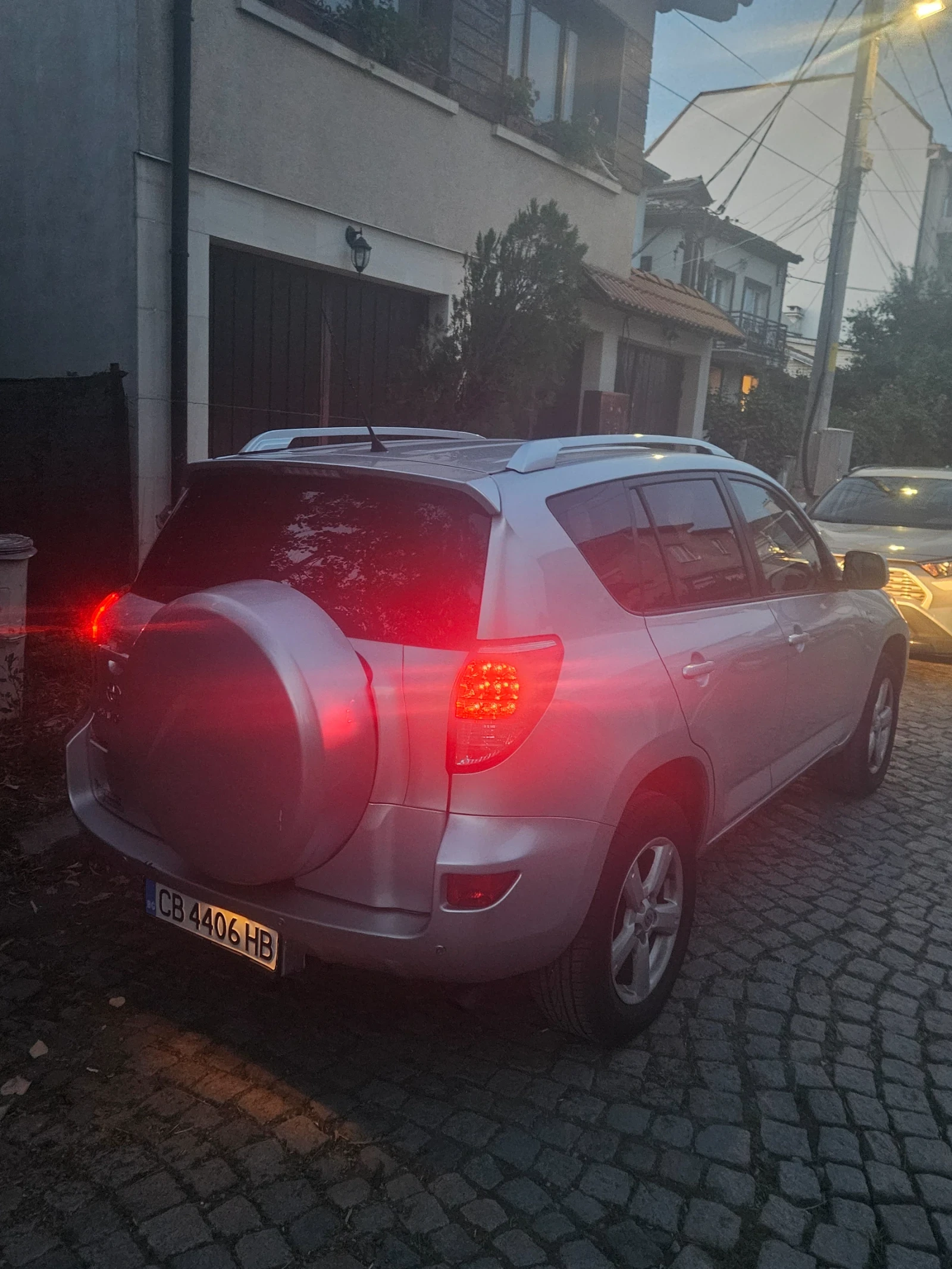 Toyota Rav4  - изображение 5