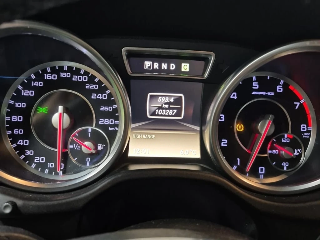 Mercedes-Benz G 63 AMG * CARFAX * БЕЗ ПЪРВОНАЧАЛНА ВНОСКА - изображение 10