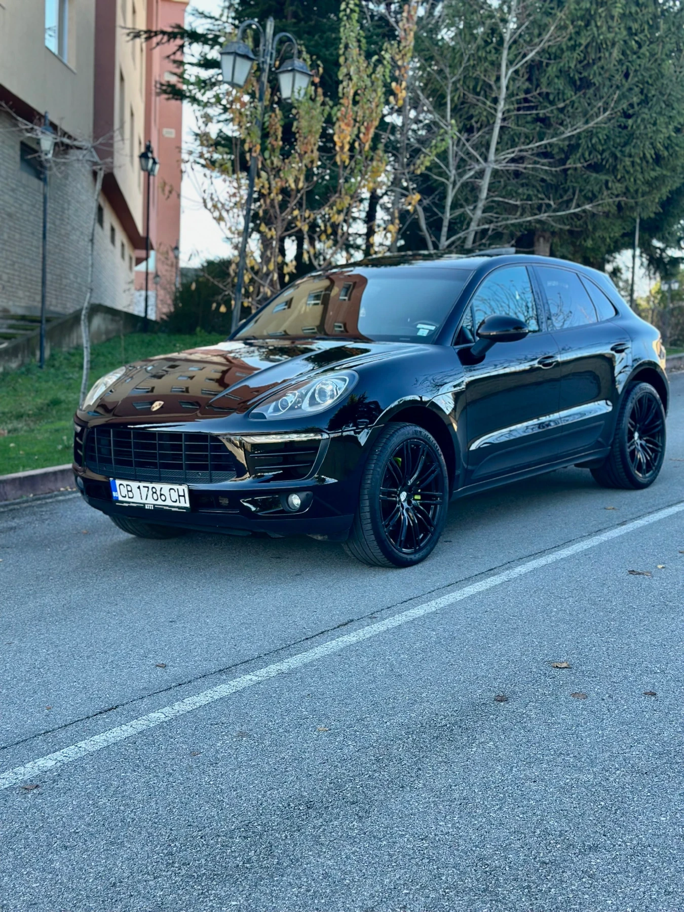 Porsche Macan S/V6/LED* Панорама* Sound* 21* ПЕРФЕКТЕН* Лизинг/ - изображение 2