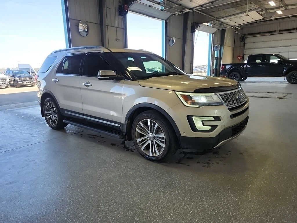 Ford Explorer * PLATINUM * CARFAX * БЕЗ ПЪРВОНАЧАЛНА ВНОСКА - изображение 2