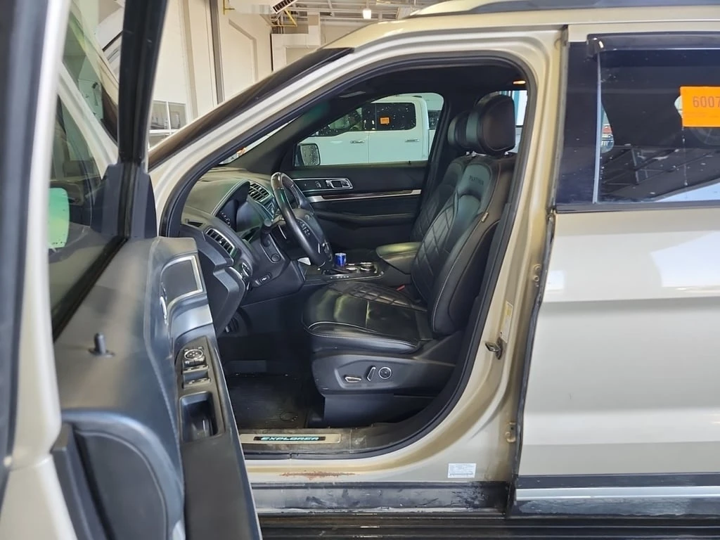 Ford Explorer * PLATINUM * CARFAX * БЕЗ ПЪРВОНАЧАЛНА ВНОСКА - изображение 5