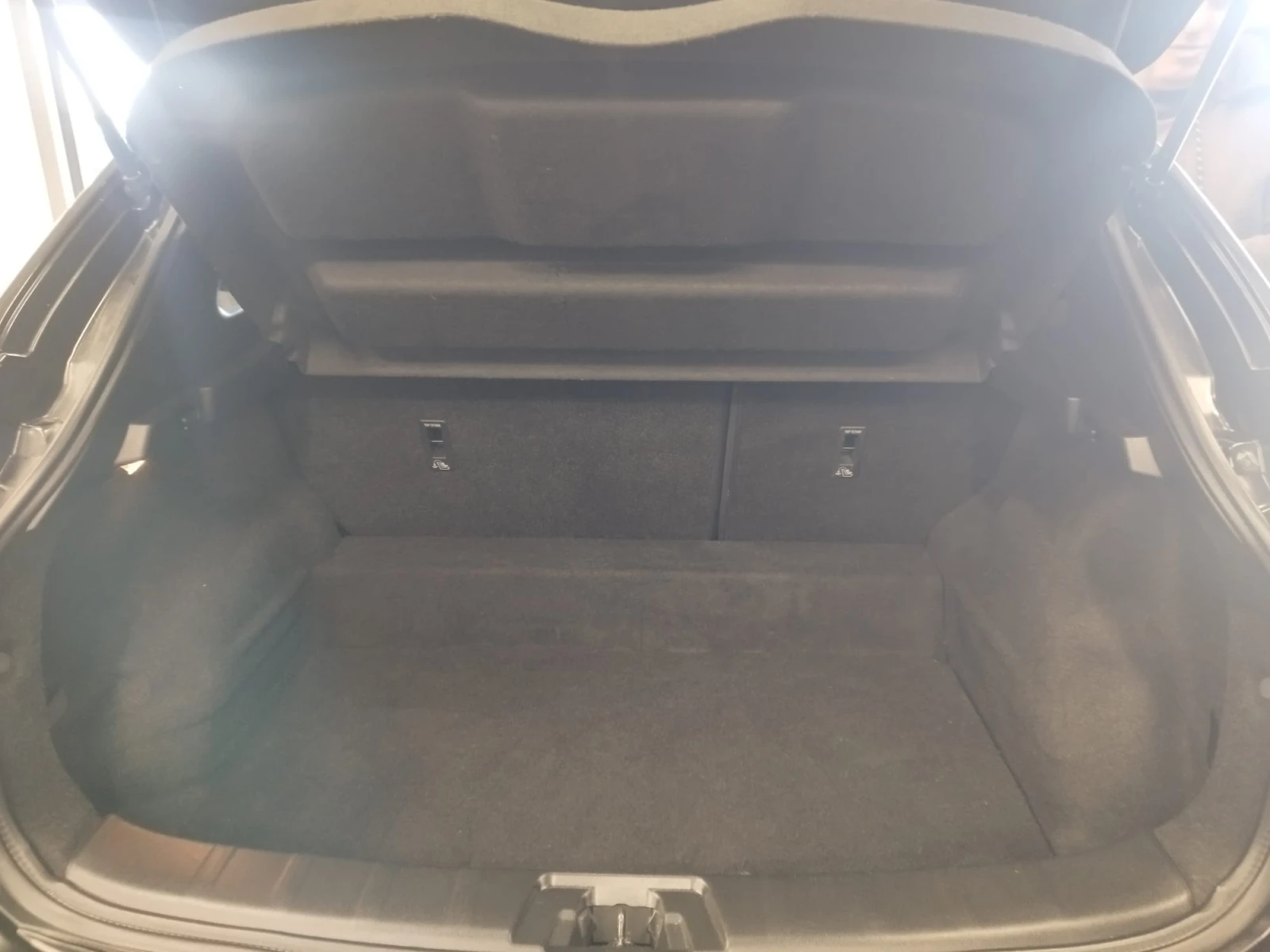 Nissan Qashqai 1.5DCI , снимка 14 - Автомобили и джипове - 53800311