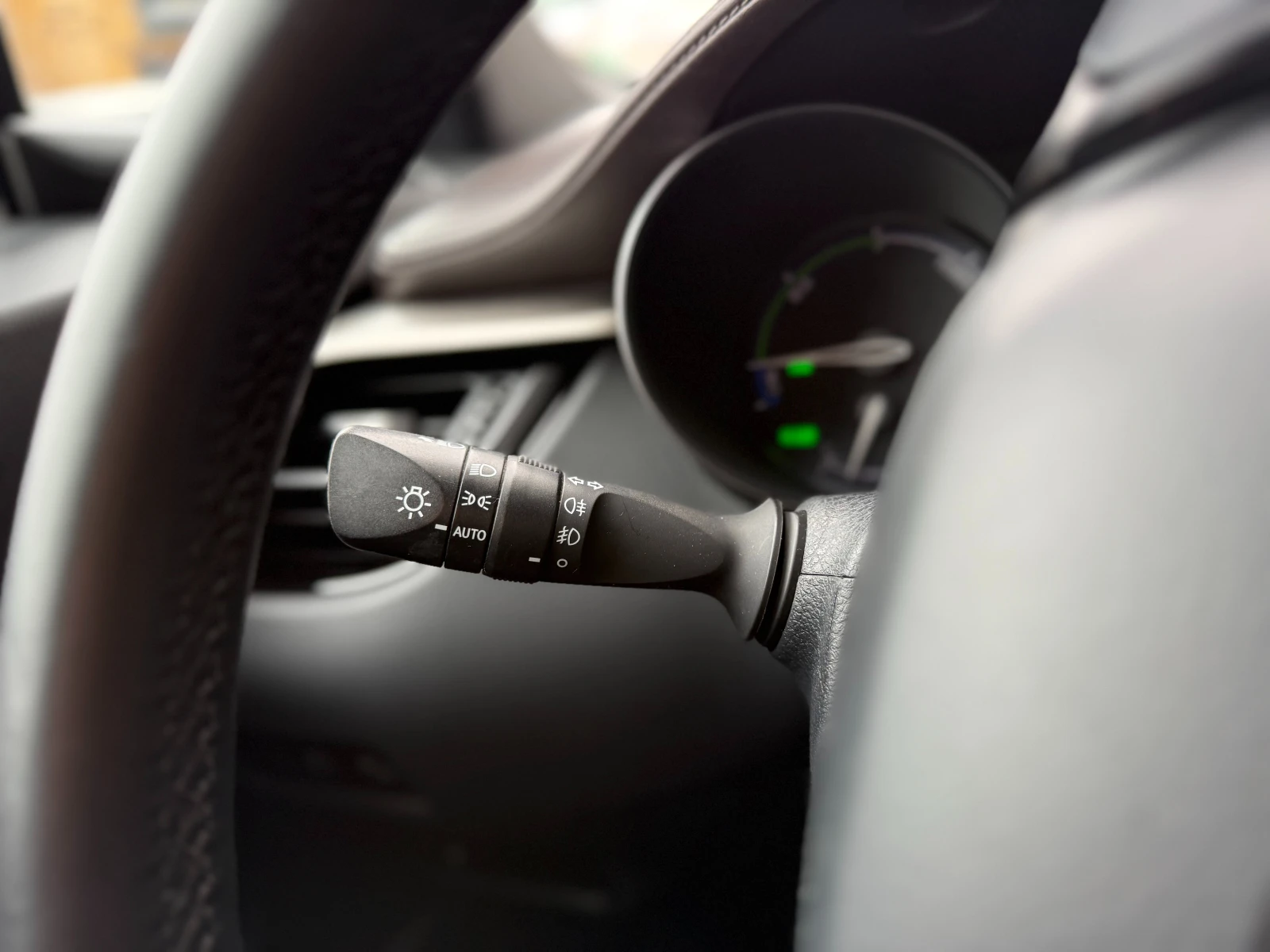 Toyota C-HR 6 ������ ��������/1.8 Hybrid 122�.�. ������ ������ | Mobile.bg � ����������� 17