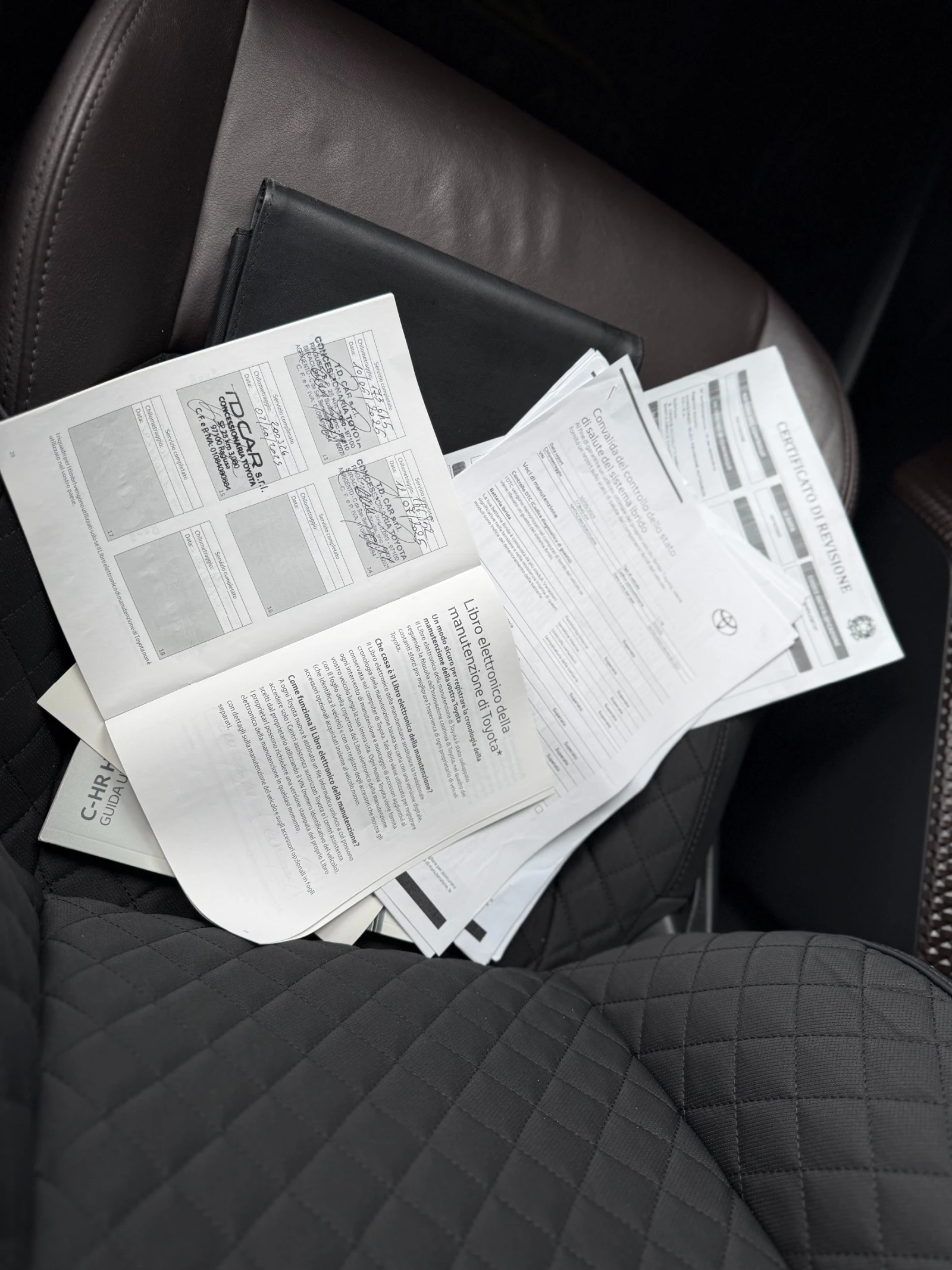 Toyota C-HR 6 ������ ��������/1.8 Hybrid 122�.�. ������ ������ | Mobile.bg � ����������� 13