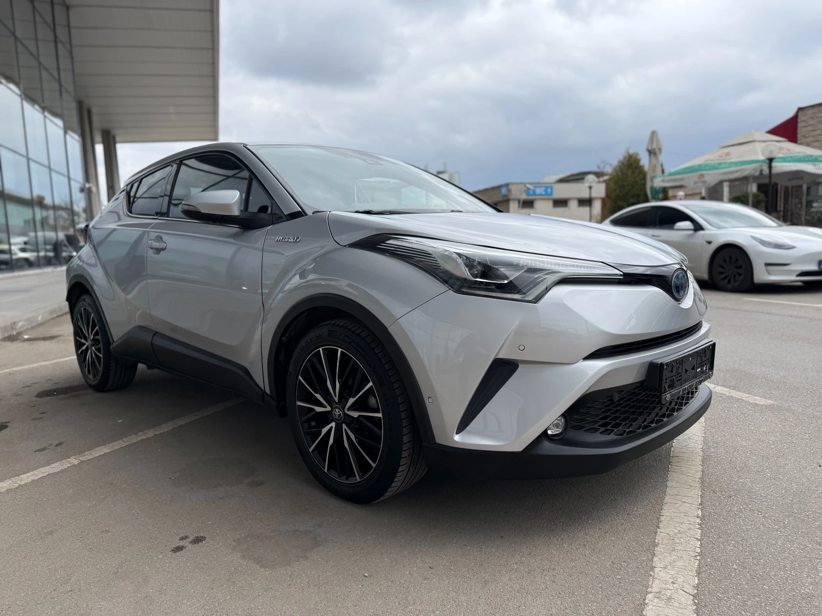 Toyota C-HR 6 ������ ��������/1.8 Hybrid 122�.�. ������ ������ | Mobile.bg � ����������� 6