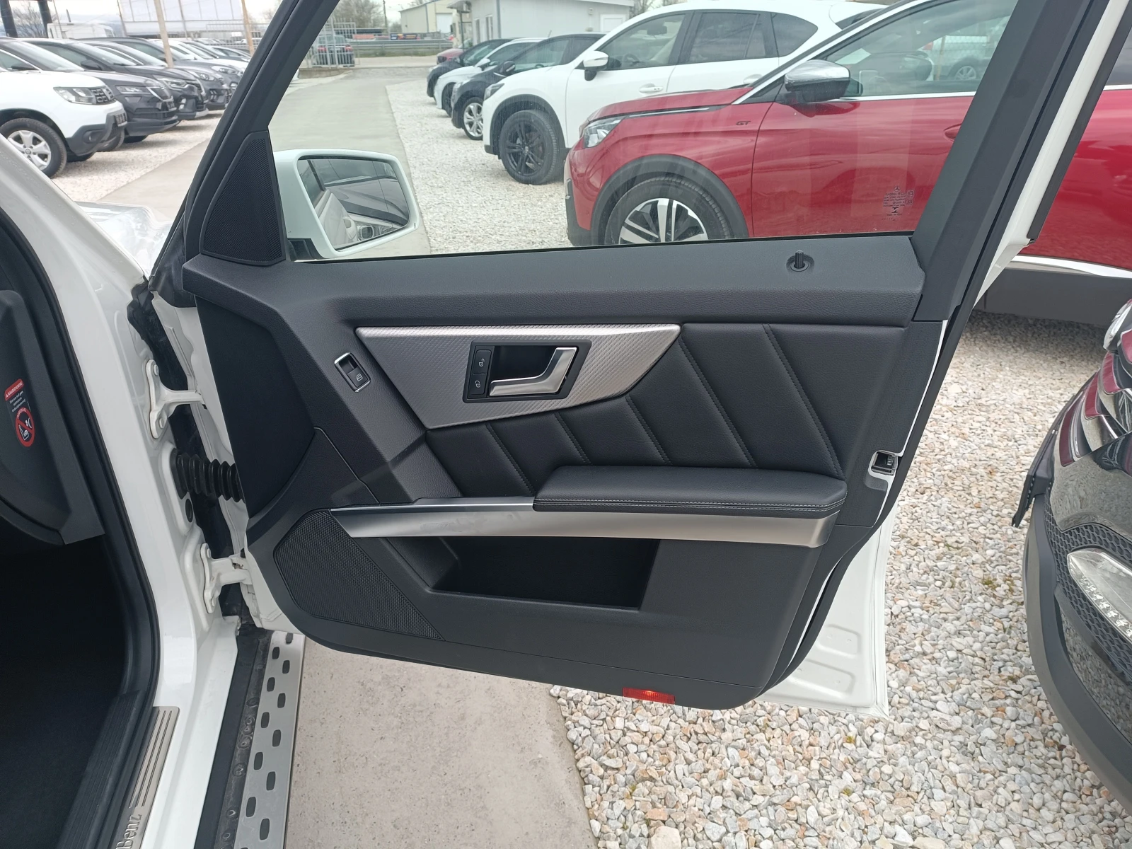 Mercedes-Benz GLK 220cdi/AMG/4matic/LED/, снимка 10 - Автомобили и джипове - 54038468