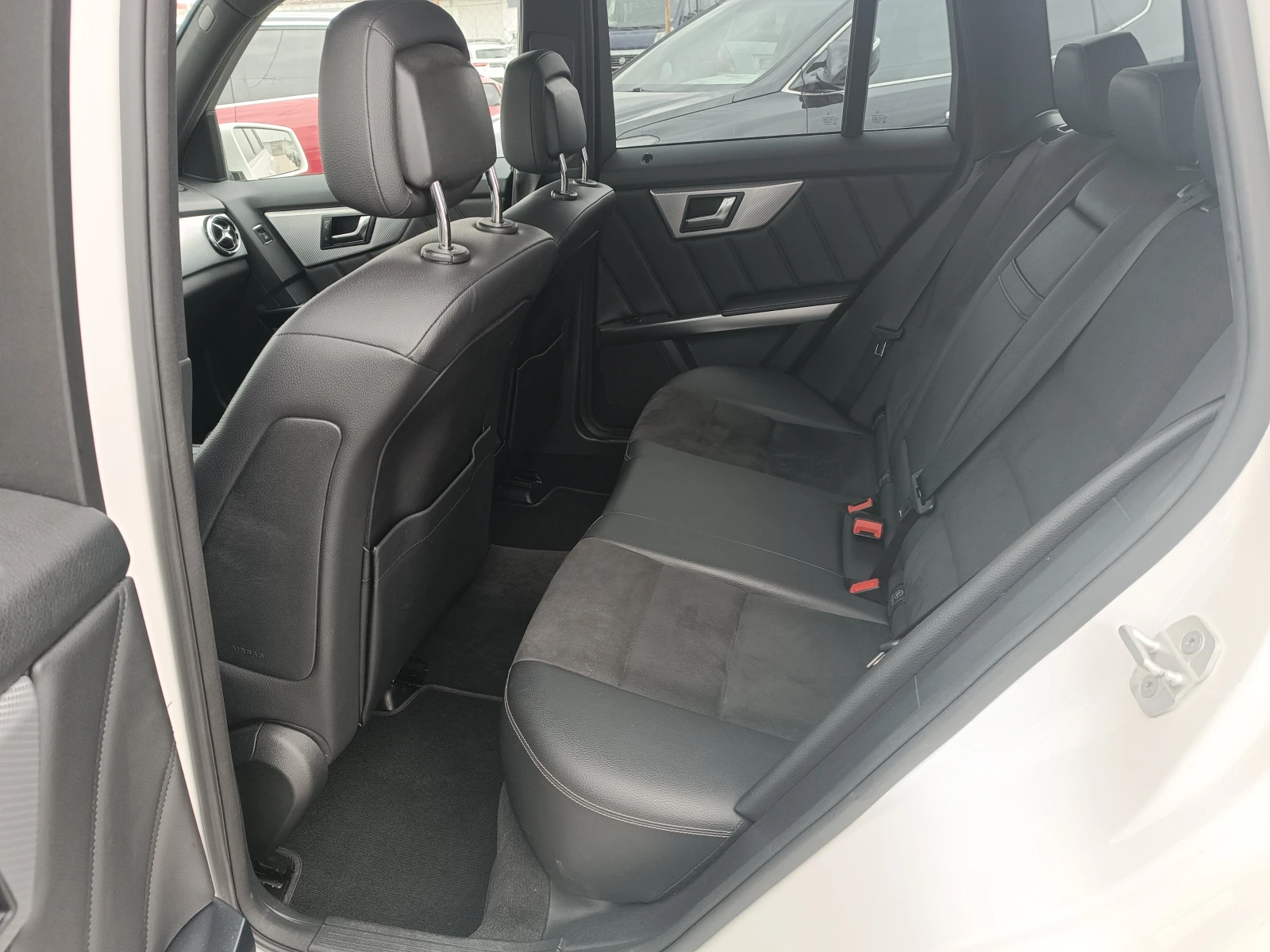 Mercedes-Benz GLK 220cdi/AMG/4matic/LED/, снимка 11 - Автомобили и джипове - 54038468