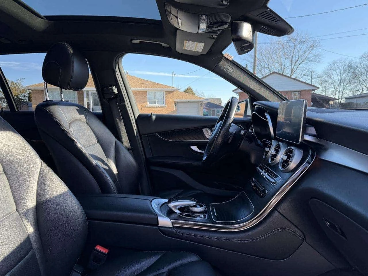 Mercedes-Benz GLC * 300 4M * CARFAX * ЦЕНА ДО БГ, снимка 12 - Автомобили и джипове - 54501179