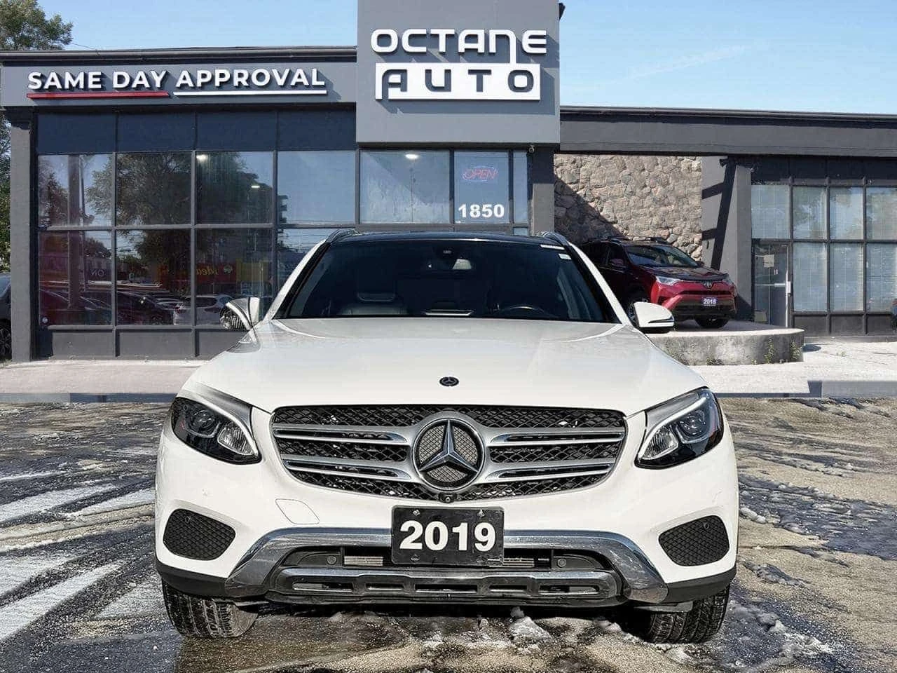 Mercedes-Benz GLC * 300 4M * CARFAX * ЦЕНА ДО БГ, снимка 2 - Автомобили и джипове - 54501179