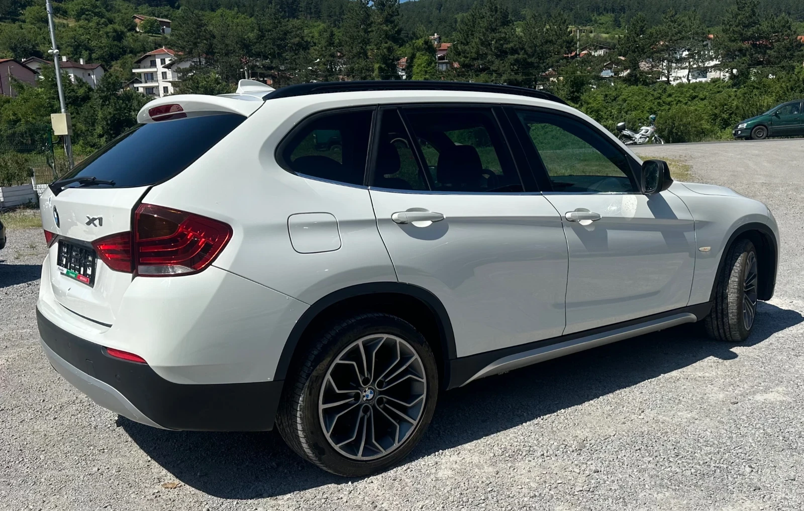 BMW X1 2, 0bi-turbo x-drive, снимка 3 - Автомобили и джипове - 54831874