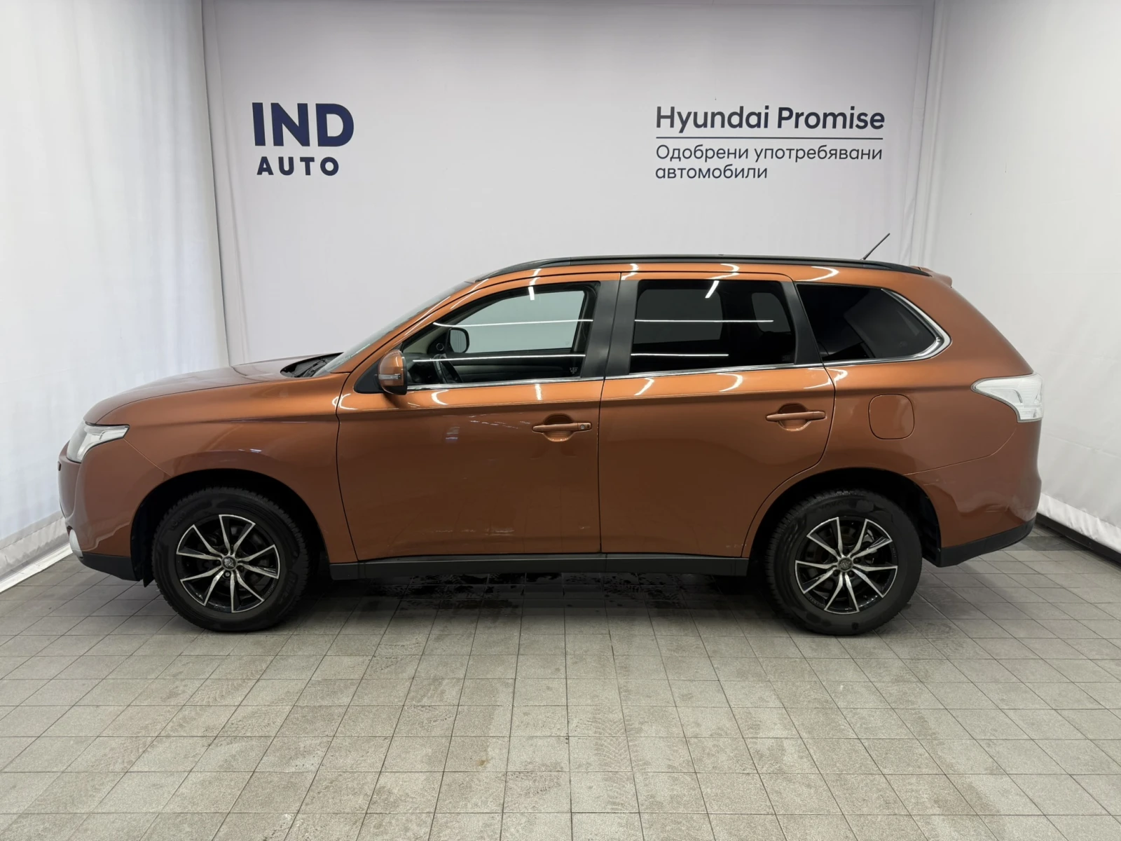 Mitsubishi Outlander, снимка 2 - Автомобили и джипове - 54941060
