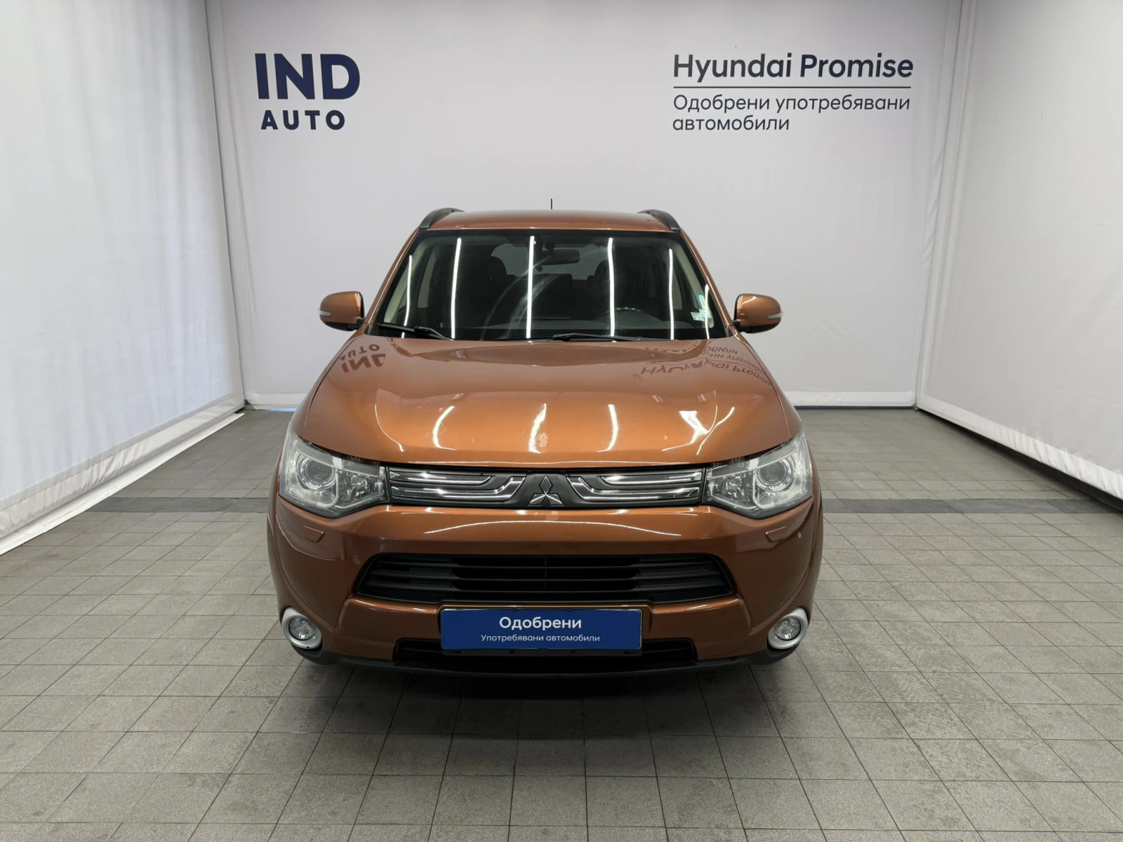 Mitsubishi Outlander, снимка 8 - Автомобили и джипове - 54941060