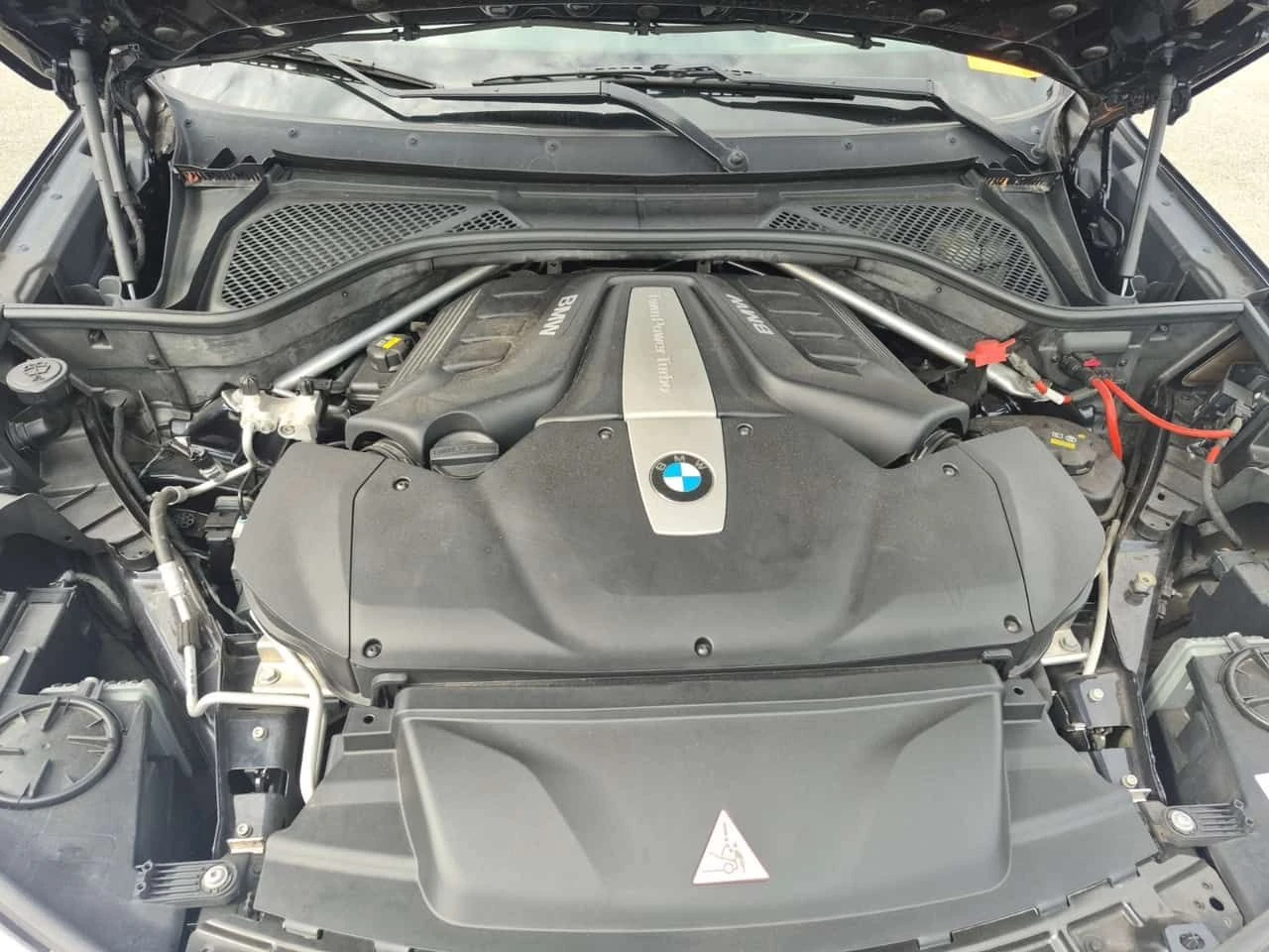 BMW X5 xDrive50i * M-Sport * LED * CARFAX * , снимка 14 - Автомобили и джипове - 54941379
