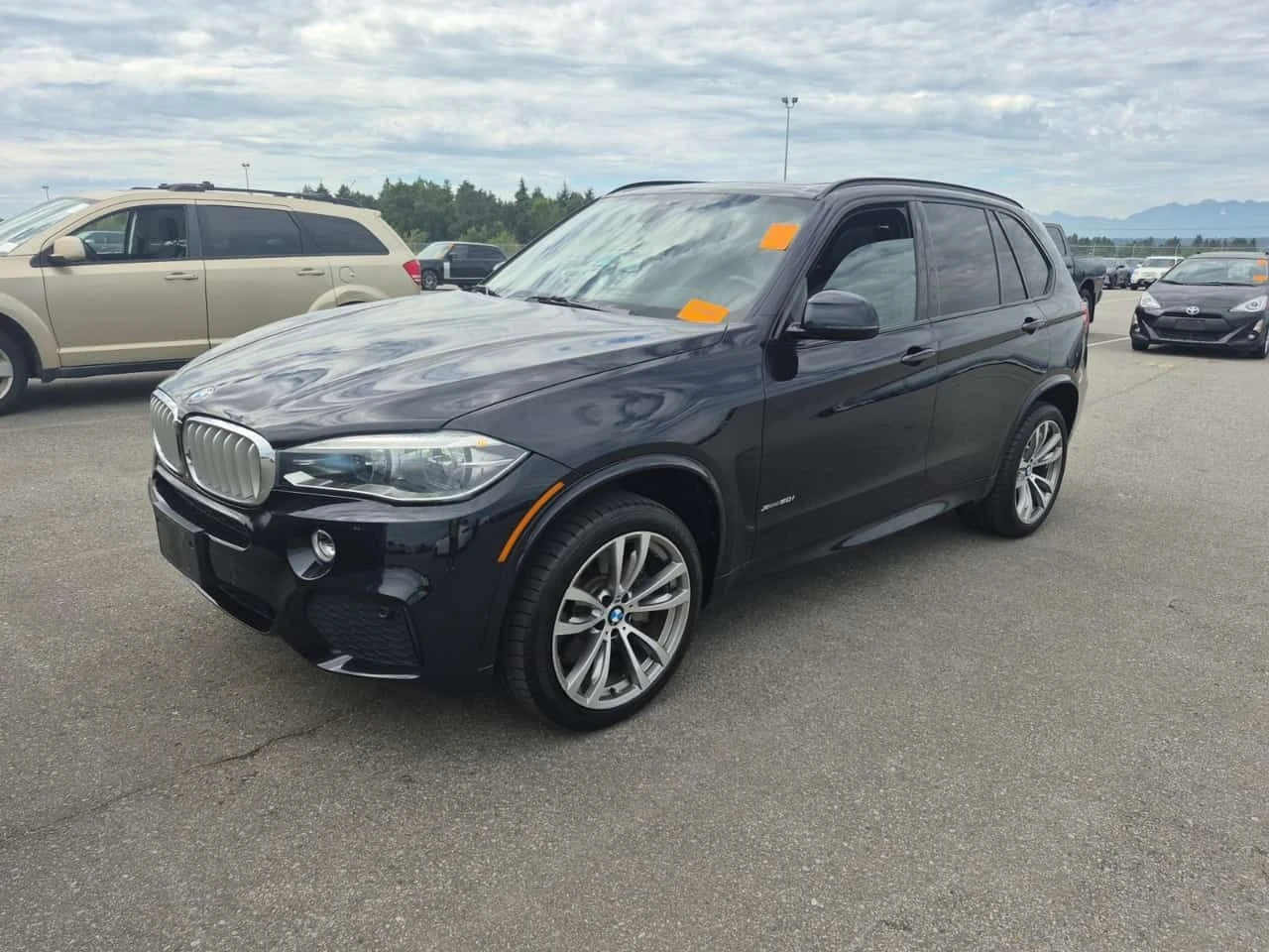 BMW X5 xDrive50i * M-Sport * LED * CARFAX * 