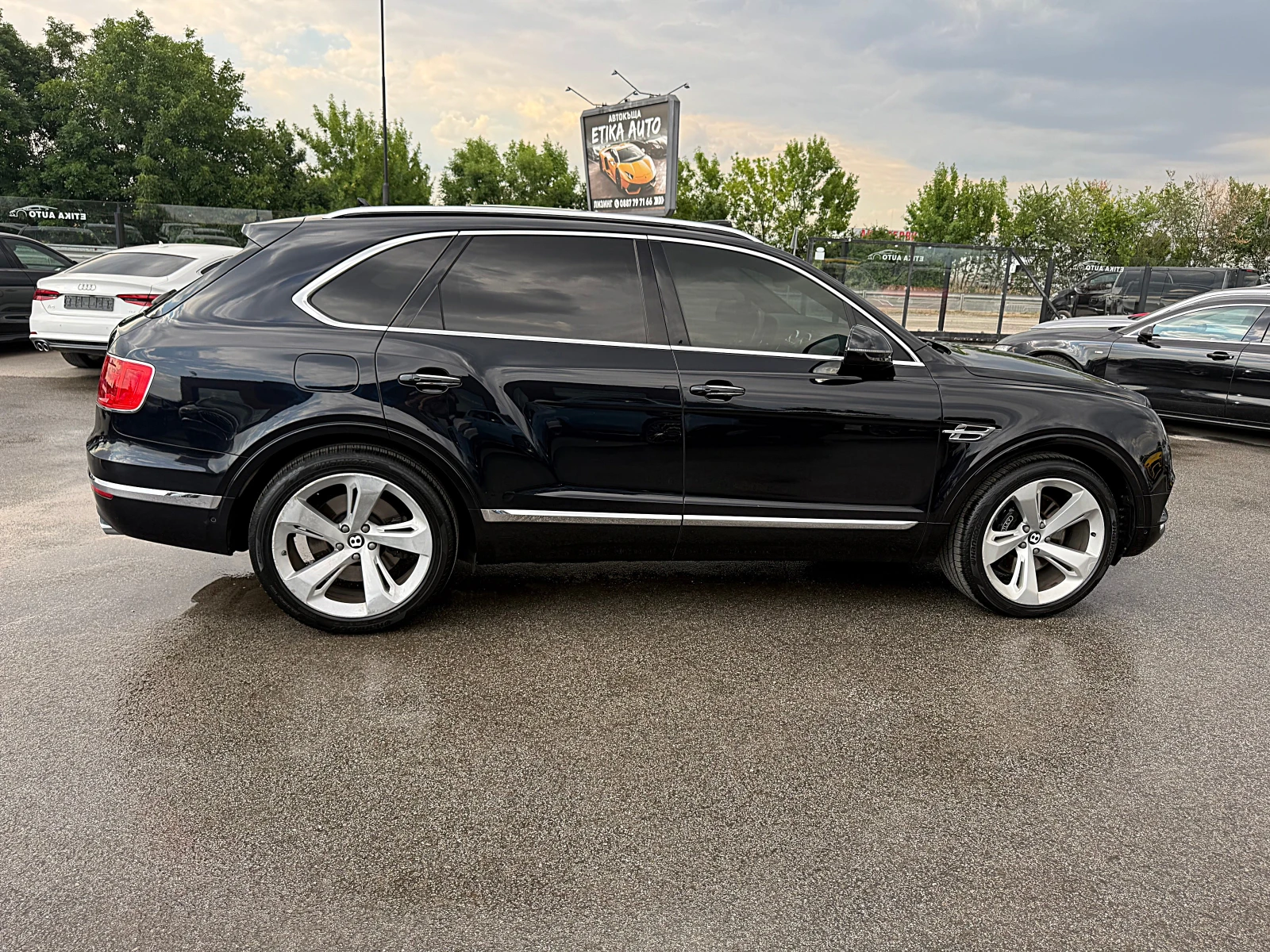 Bentley Bentayga DISTRONIK-HEAD UP-PANORAMA-V12-VAKUM-MONITORI-FULL, снимка 7 - Автомобили и джипове - 55079190