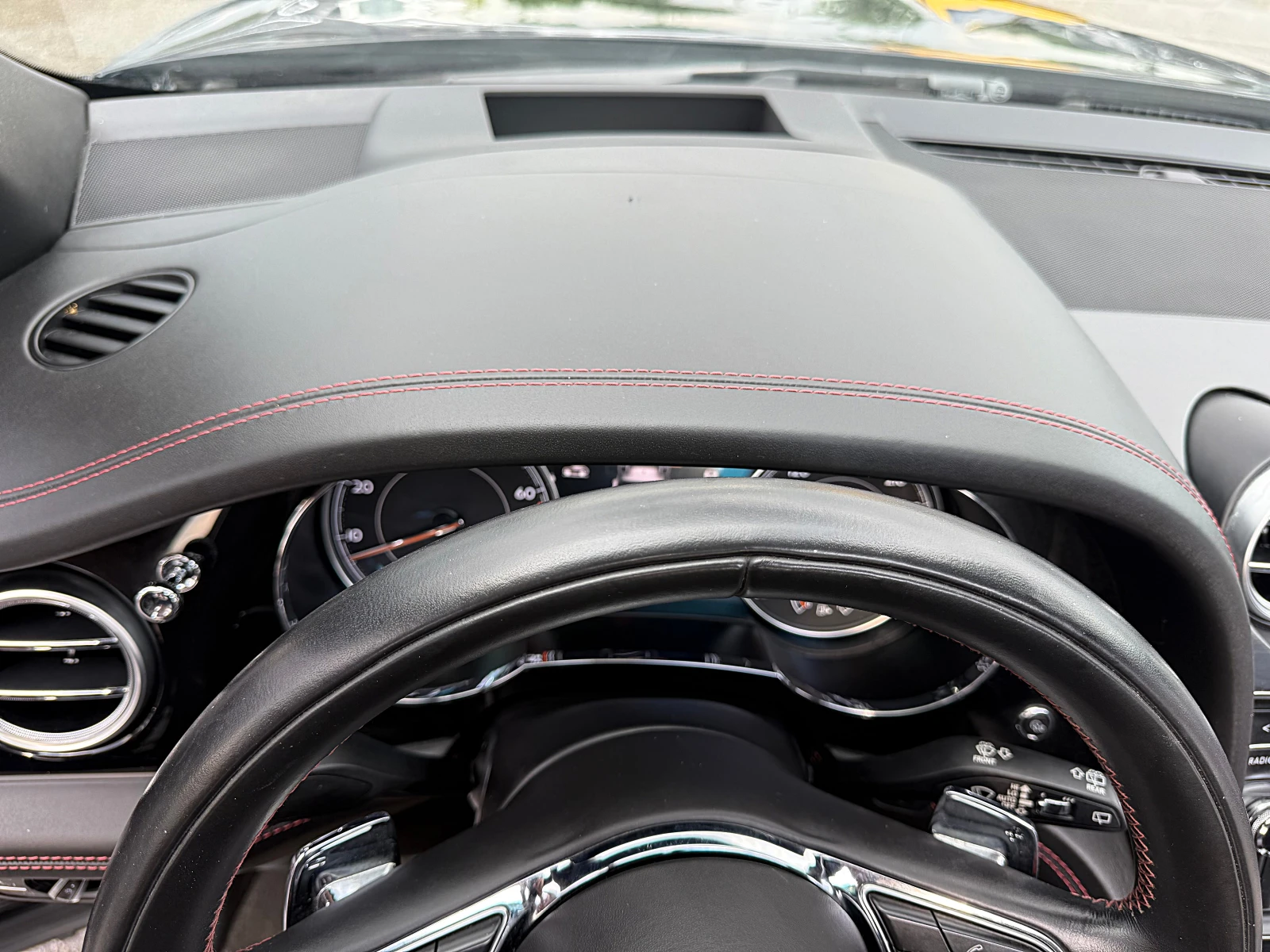 Bentley Bentayga DISTRONIK-HEAD UP-PANORAMA-V12-VAKUM-MONITORI-FULL, снимка 13 - Автомобили и джипове - 55079190