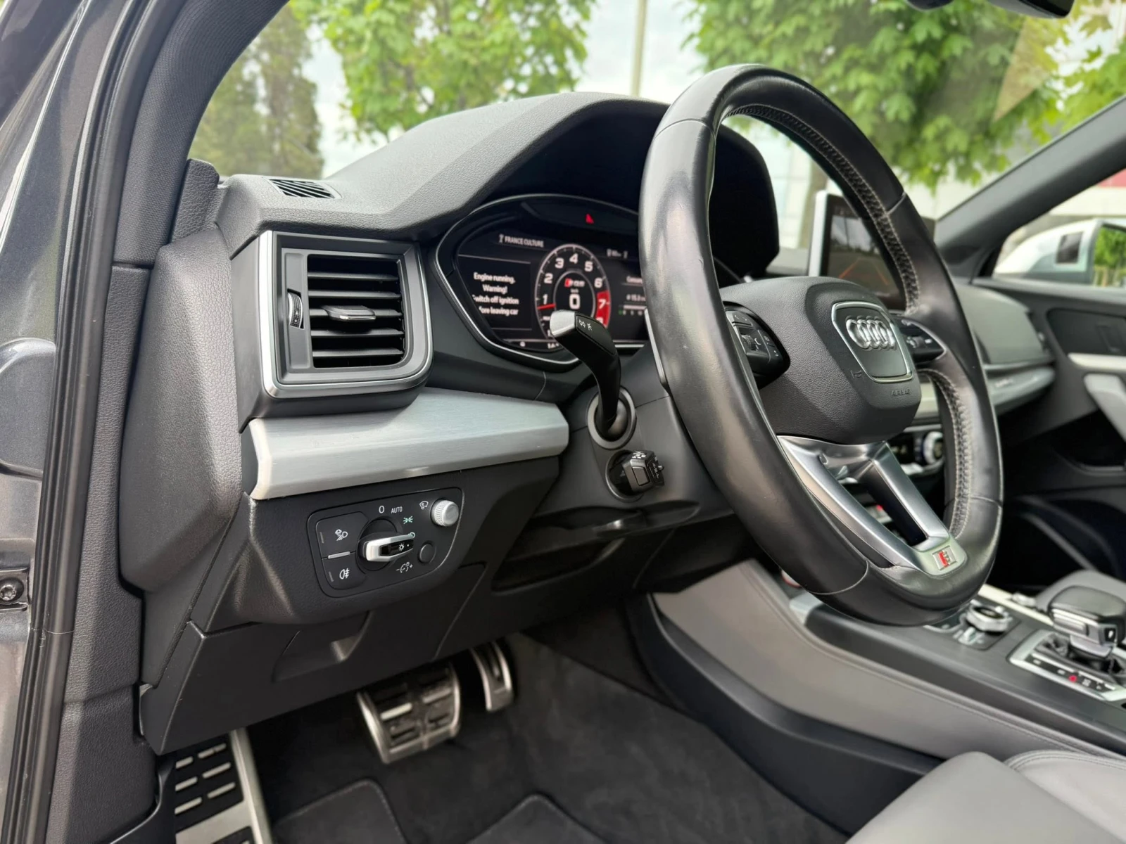 Audi SQ5 100 % Реален пробег, снимка 14 - Автомобили и джипове - 55525750