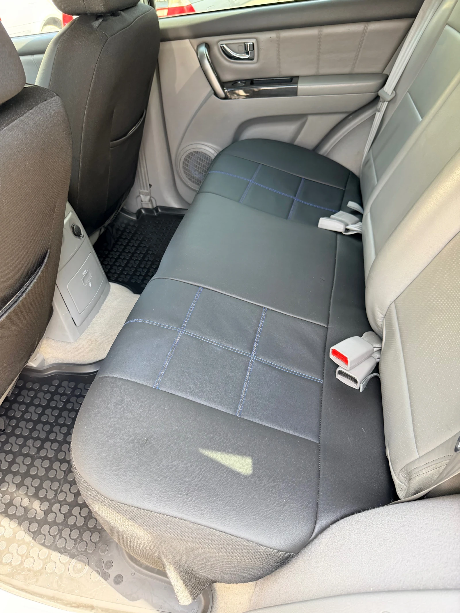 Kia Sorento, снимка 16 - Автомобили и джипове - 55938045