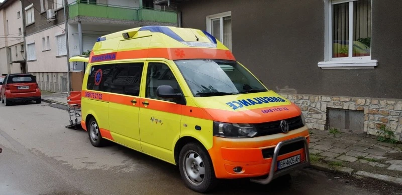 VW Transporter линейка, снимка 3 - Бусове и автобуси - 46660409