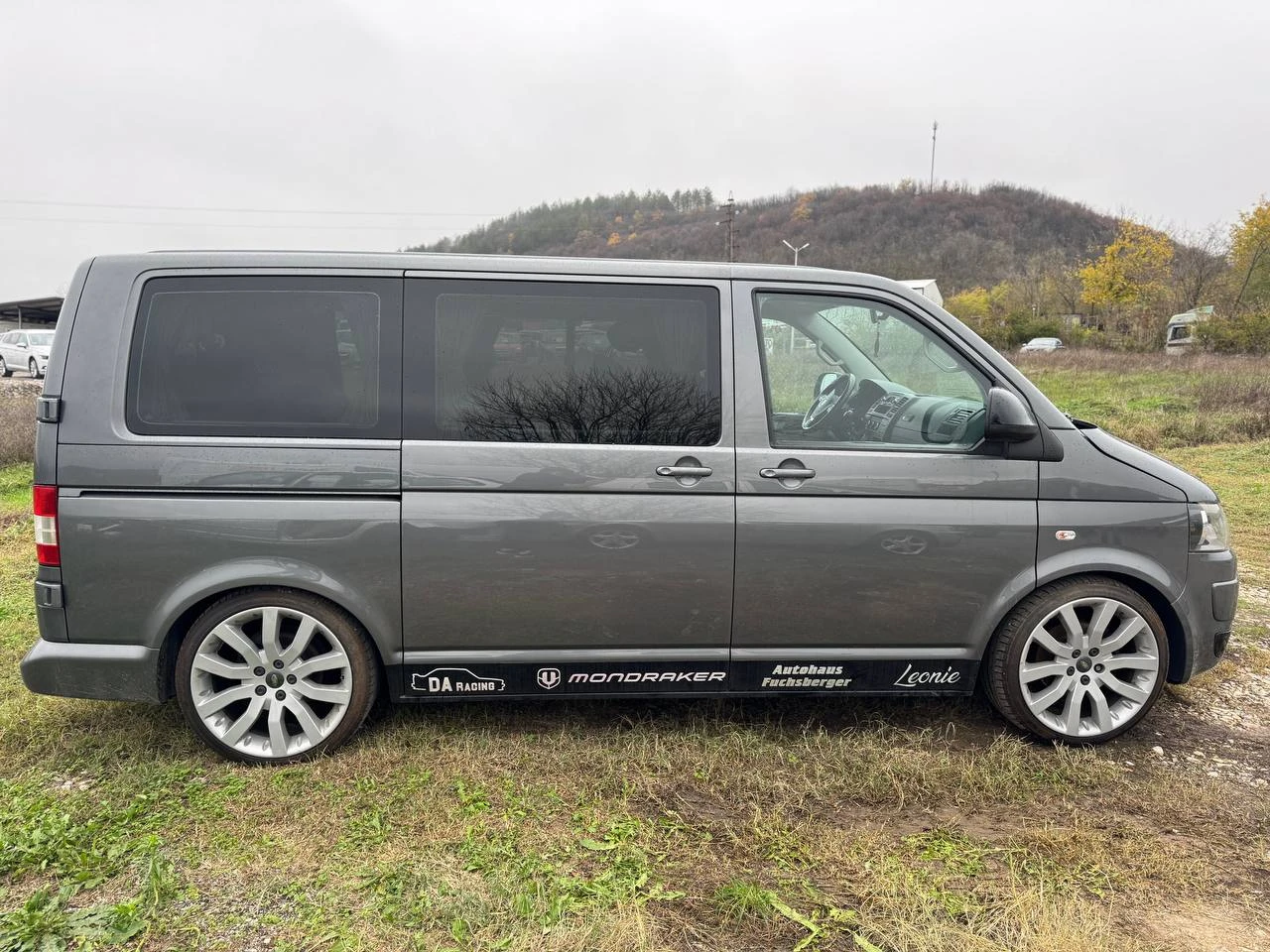 VW Caravelle 2.0TDI 4х4 9 МЕСТА - изображение 8