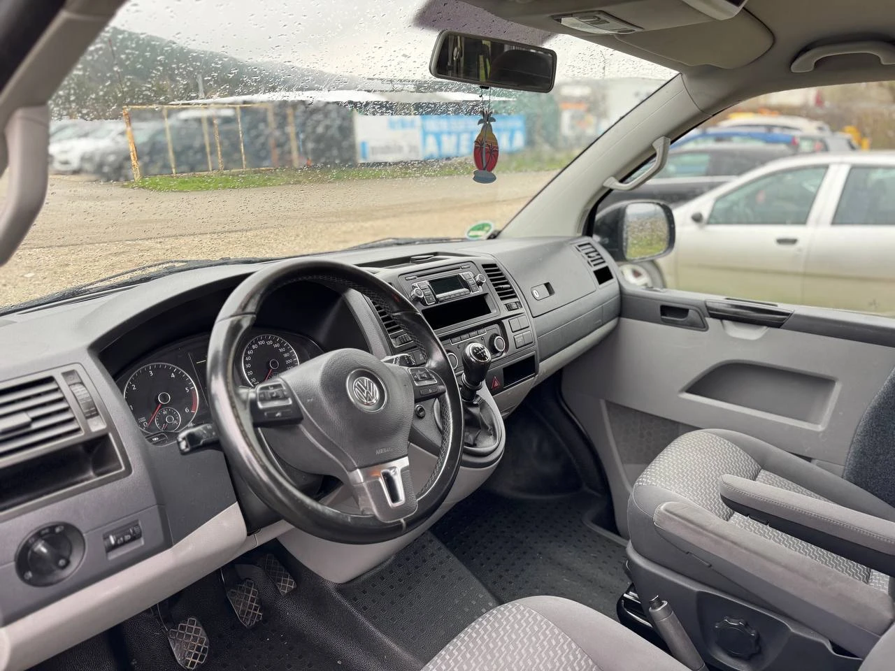 VW Caravelle 2.0TDI 4х4 9 МЕСТА - изображение 10