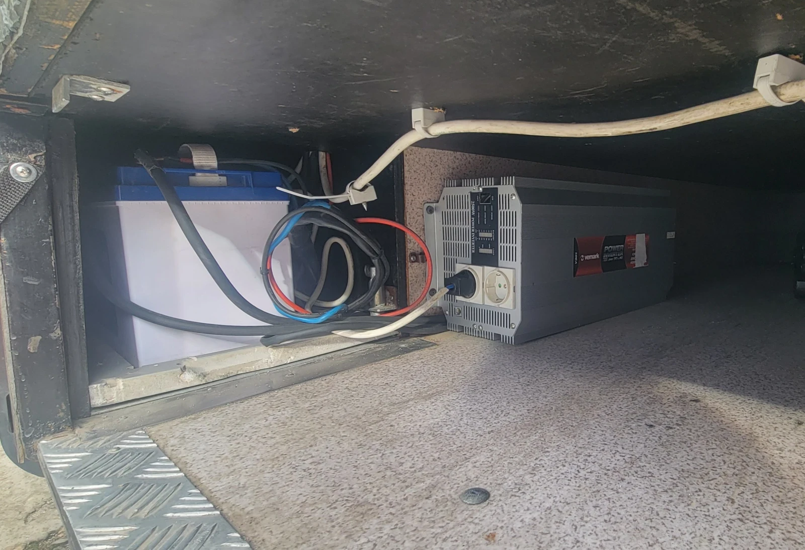 ������ Knaus Knaus traveler 608 Fiat Ducato 2.8idtd | Mobile.bg � ����������� 7