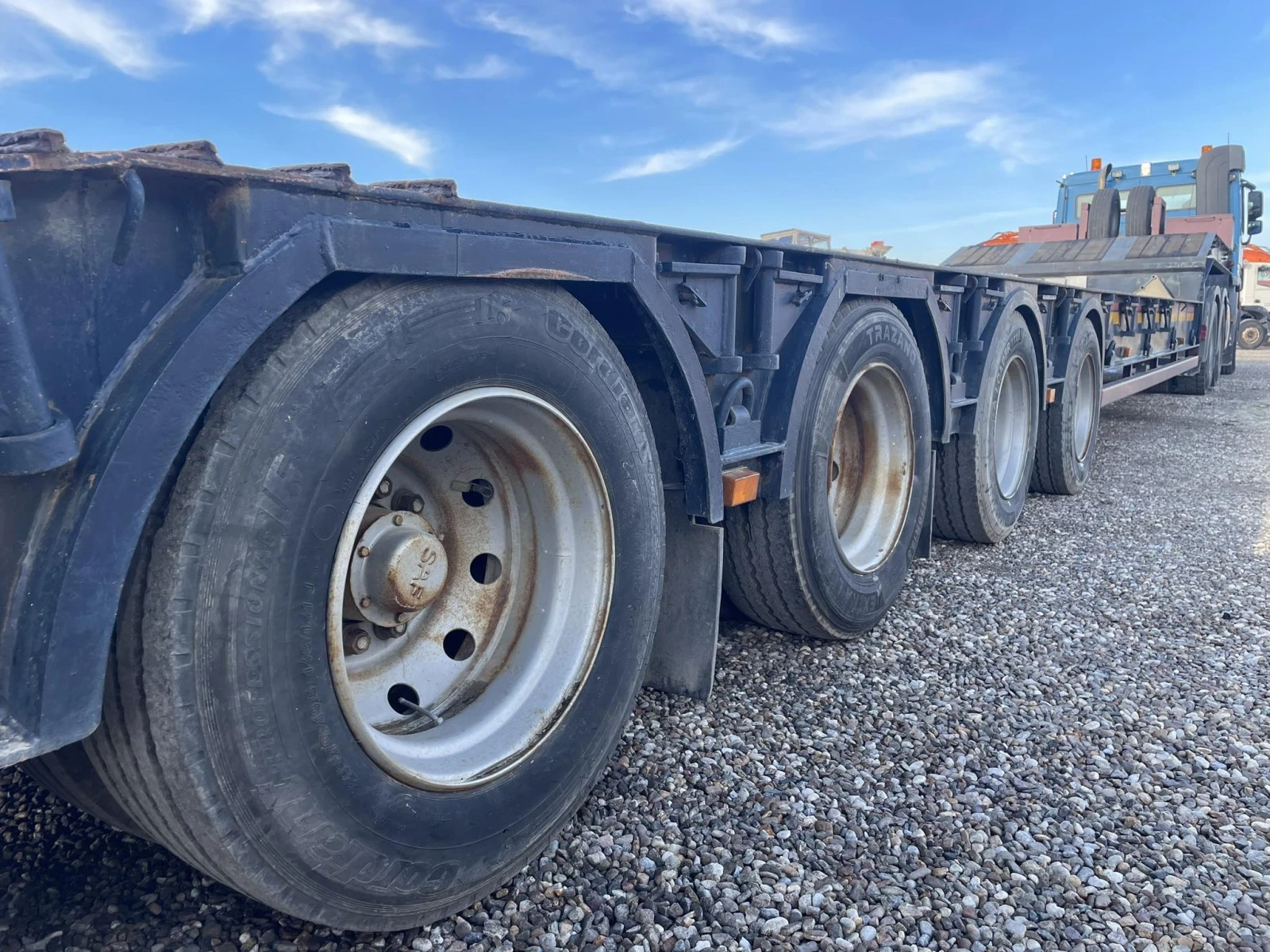  KING | Mobile.bg   4