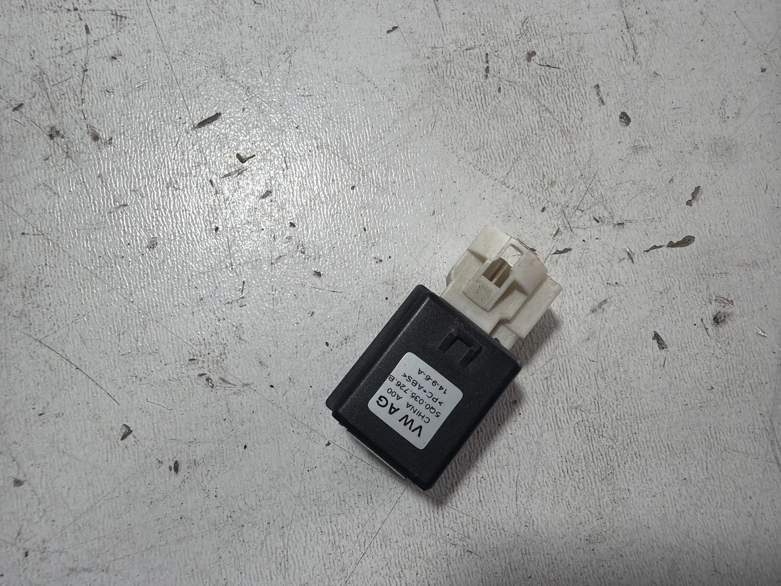 usb/aux 5Q0035726B Skoda Octavia