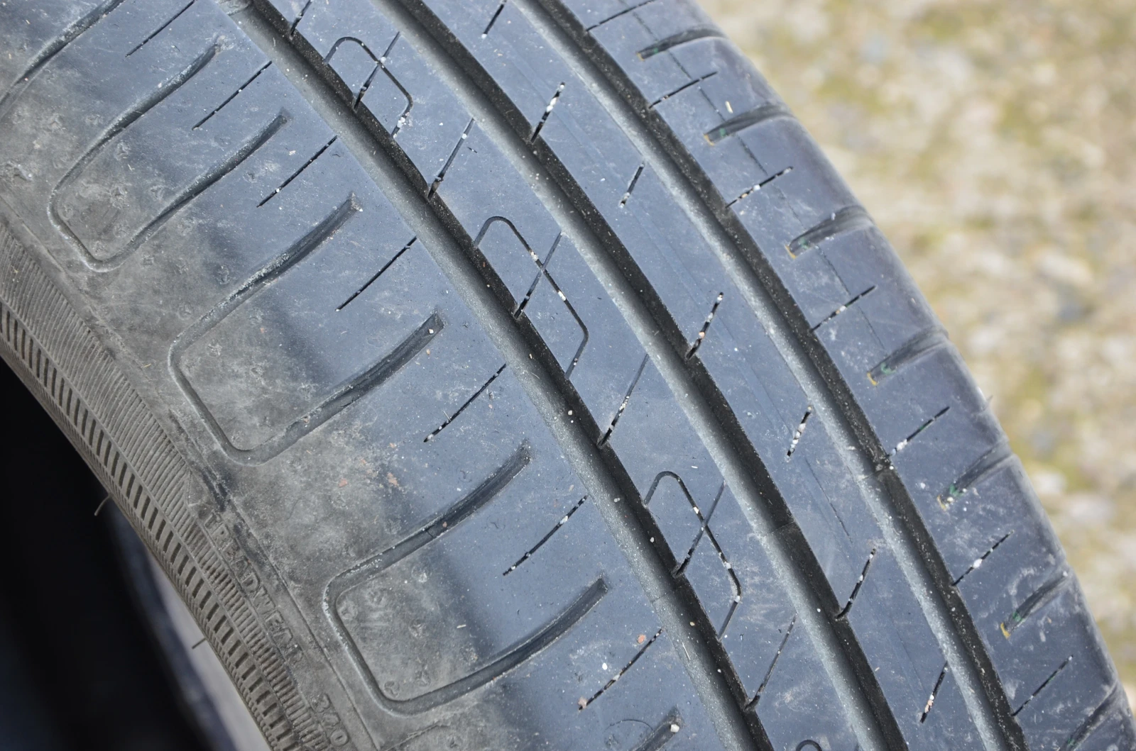 Гуми Летни 185/65R15, снимка 4 - Гуми и джанти - 55545035
