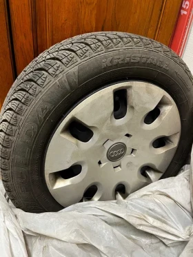 ����� �� �������� �� ���� � ������ 180/60R15 �� Audi A1