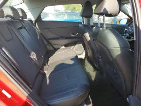 Hyundai Elantra 2.0L 4 Front-wheel Drive, снимка 11